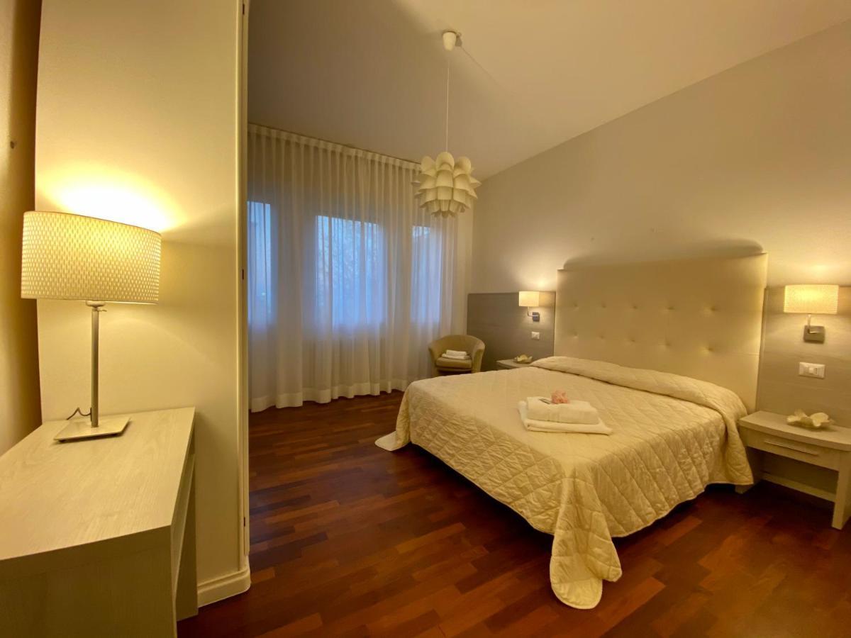 Villa Alda Suites & Rooms Червія Екстер'єр фото