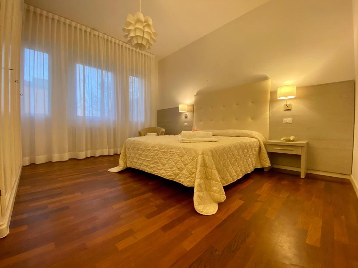 Villa Alda Suites & Rooms Червія Екстер'єр фото