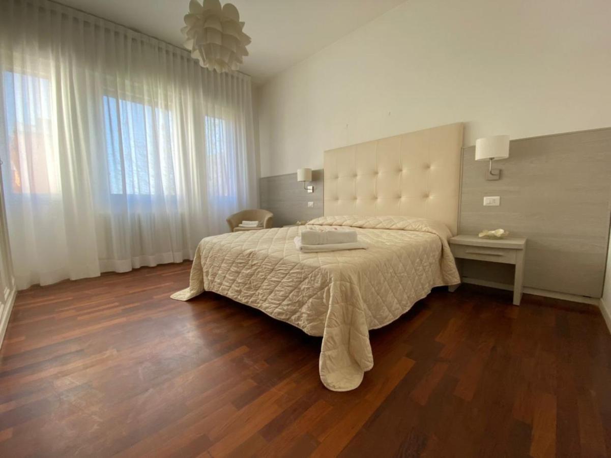 Villa Alda Suites & Rooms Червія Екстер'єр фото